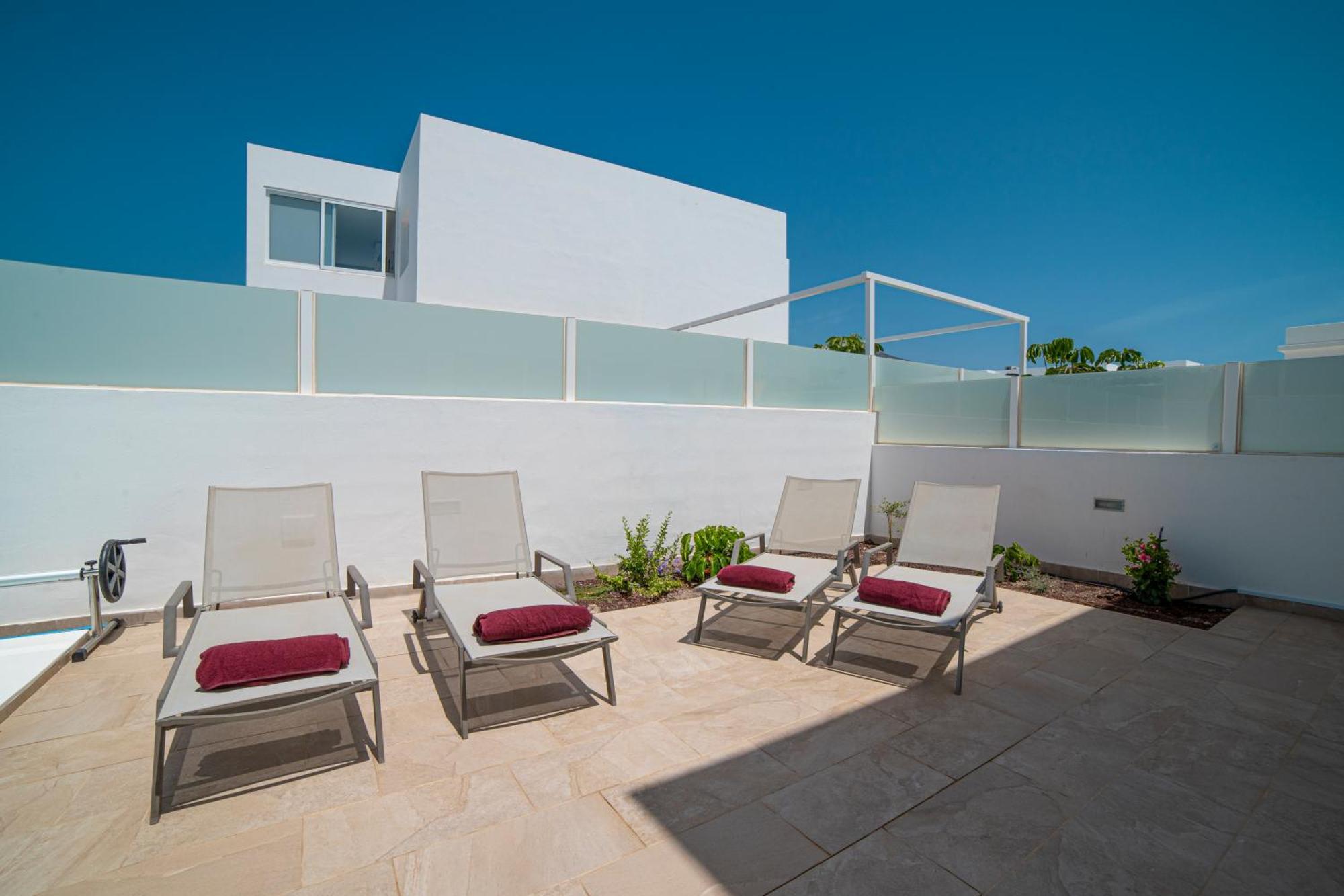 Villa Ocean Wave - Sea Views - Private Pool 普拉亚布兰卡 外观 照片